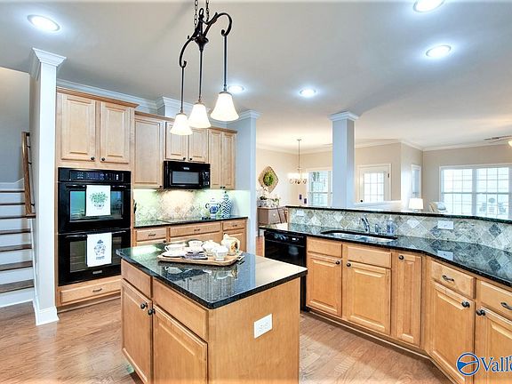 5th image of 2208 Palisades Ct SW