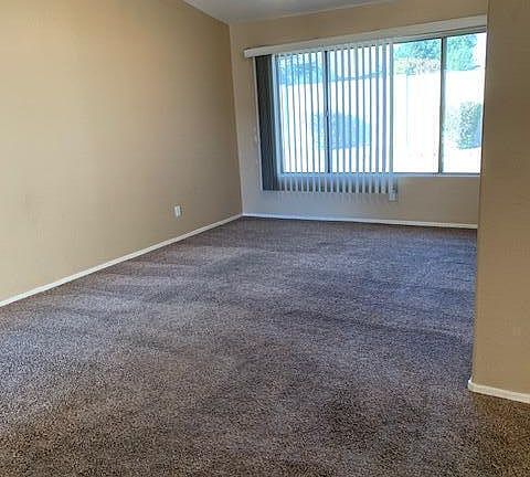 3rd image of 1282 W BARTLETT Way