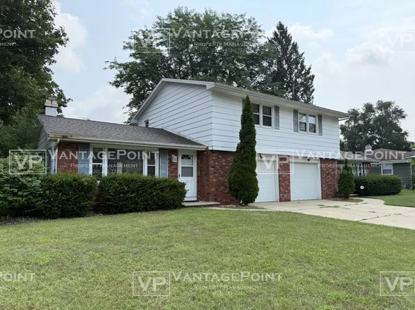 1711 Edgehill Dr, Green Bay, WI 54304