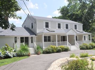 24 McKesson Hill Rd, Chappaqua, NY 10514