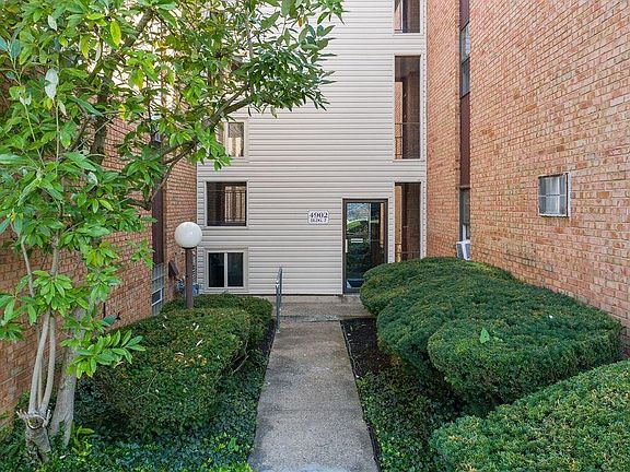 2nd image of 4902 Chalet Dr APT 12