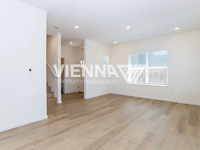 8092 Quiet Knolls Dr — Photo 7