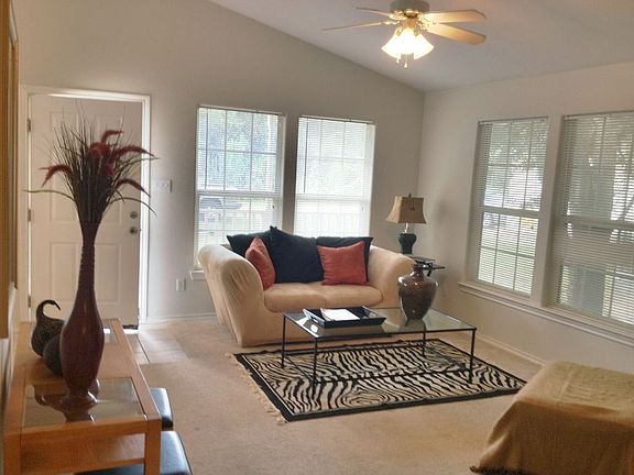 2nd image of 108 Paia Ln