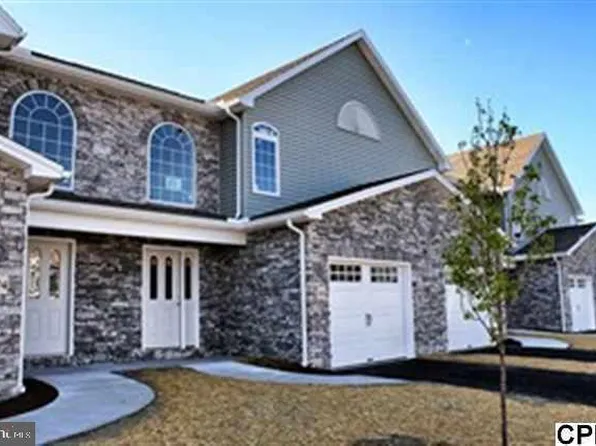 304 Briar Ridge Cir, Enola, PA 17025