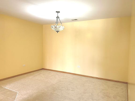 5th image of 13919 Leamington Dr #810
