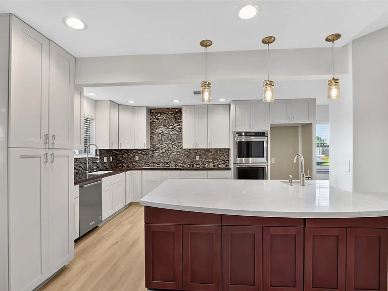 3208 Woodstone Dr — Photo 10
