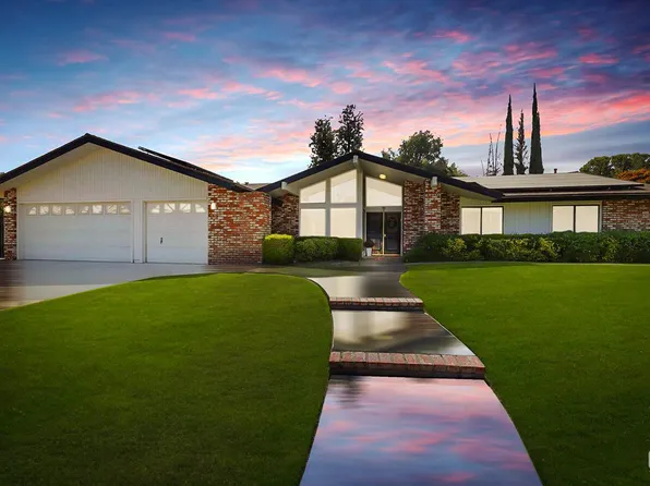 1113 Calle Extrano, Bakersfield, CA 93309