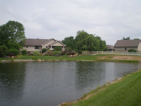 2nd image of 21934 Shirley Dr