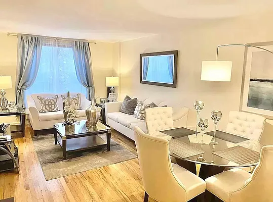 Rented by Century 21 Premier  | media 11