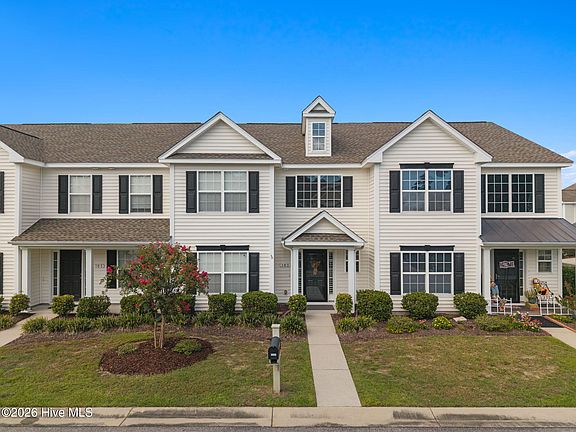 2nd image of 103 Cobblers Circle #103