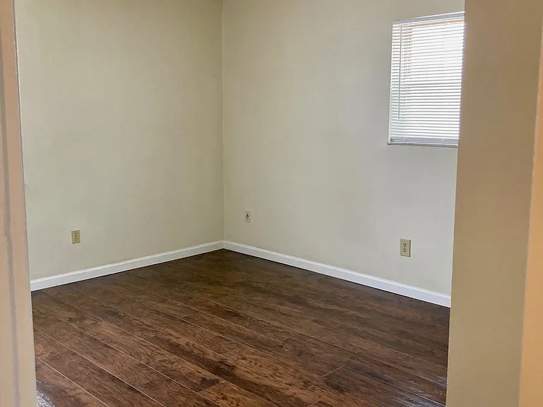 6255 Beechmont Ave #11 — Photo 15