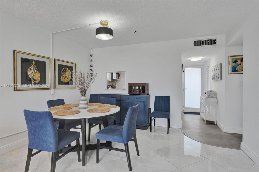 201 N Ocean Blvd APT 503, photo 2