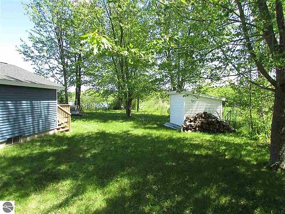 5th image of 14038 Birch Rd