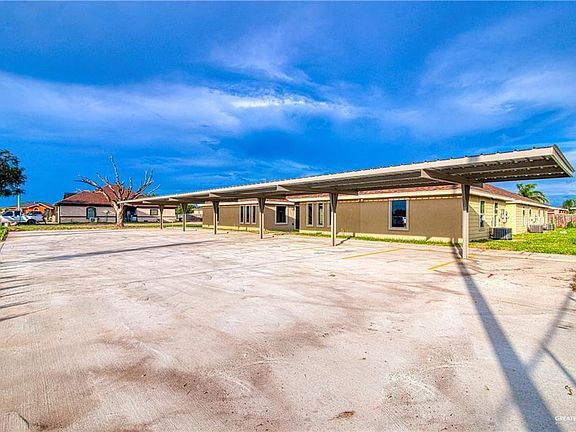 3rd image of 606 N Inspiration Blvd
