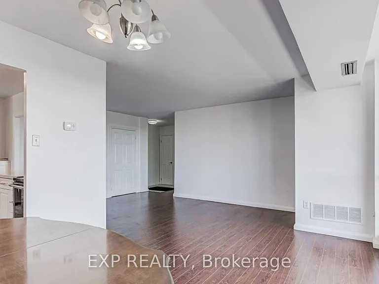 10 Stonehill Ct #1210 — Photo 9