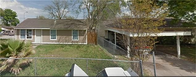 1st image of 2915 Briarwick Ln