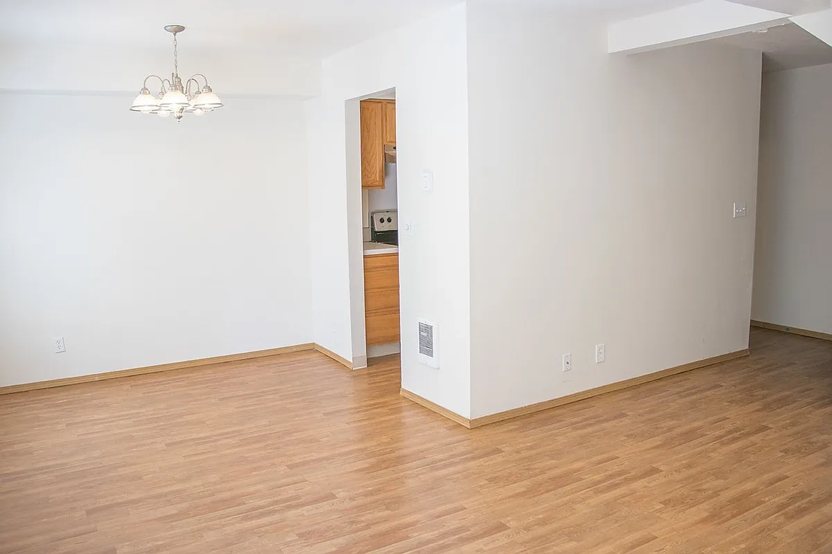 Building Photo - Millbrook Townhomes