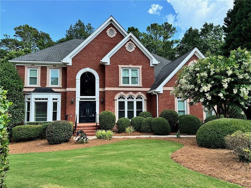 1st image of 870 Highland Bend Cv
