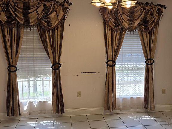 2nd image of 14813 Emory Rd