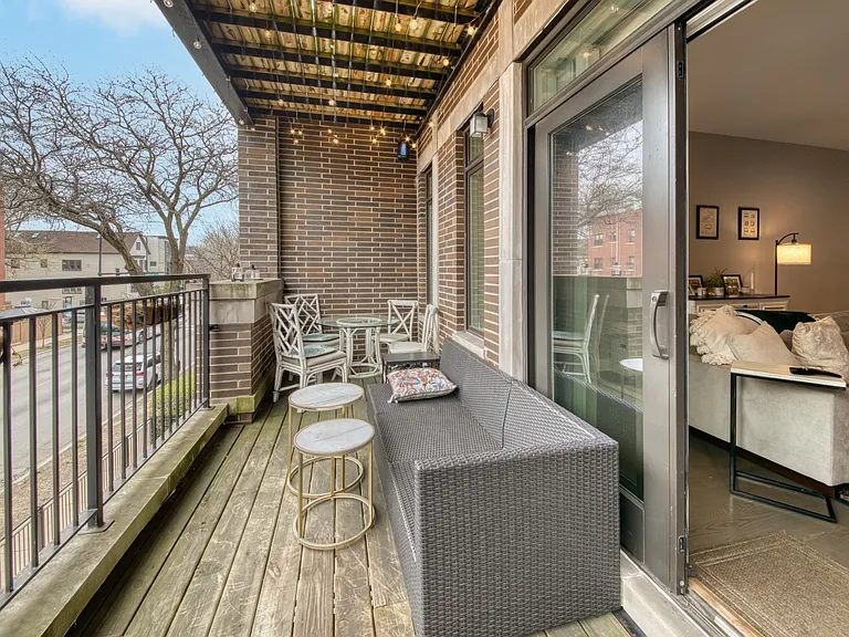1513 W Diversey Pkwy #1517-3W — Photo 6