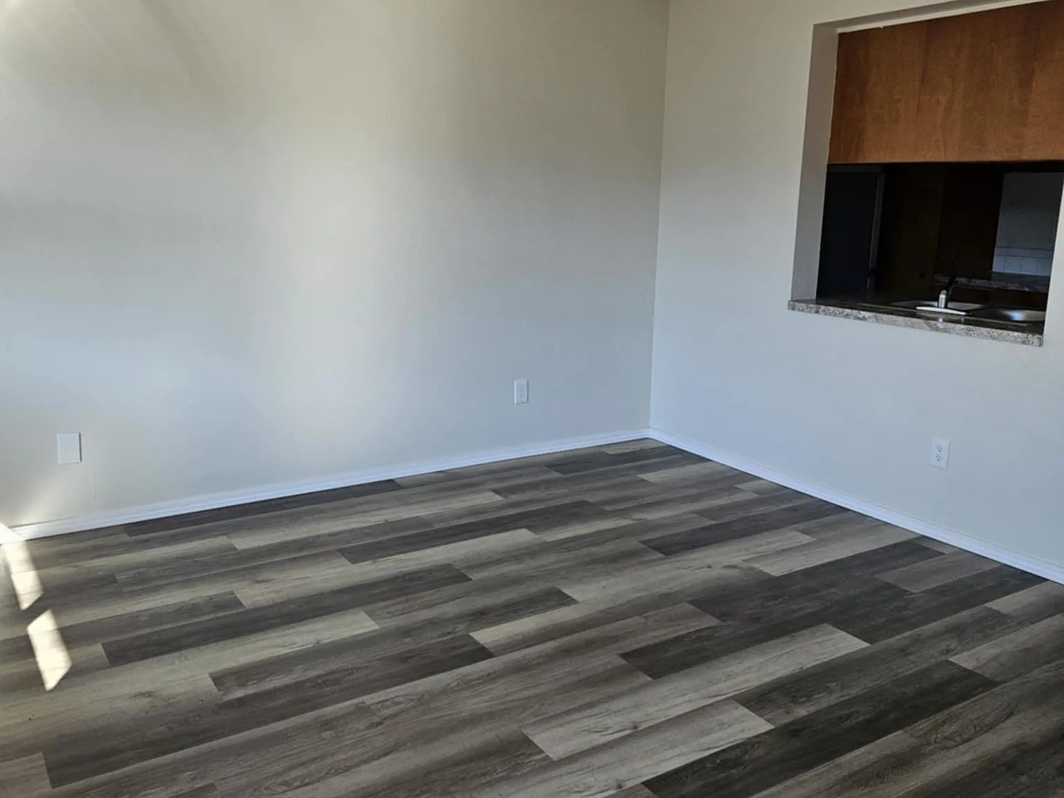 624 W Cedar St #8 — Photo 4