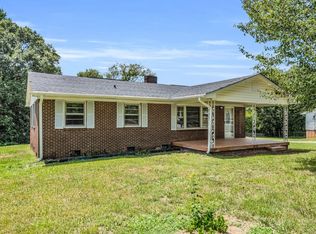 823 8th St, Gaffney, SC 29340