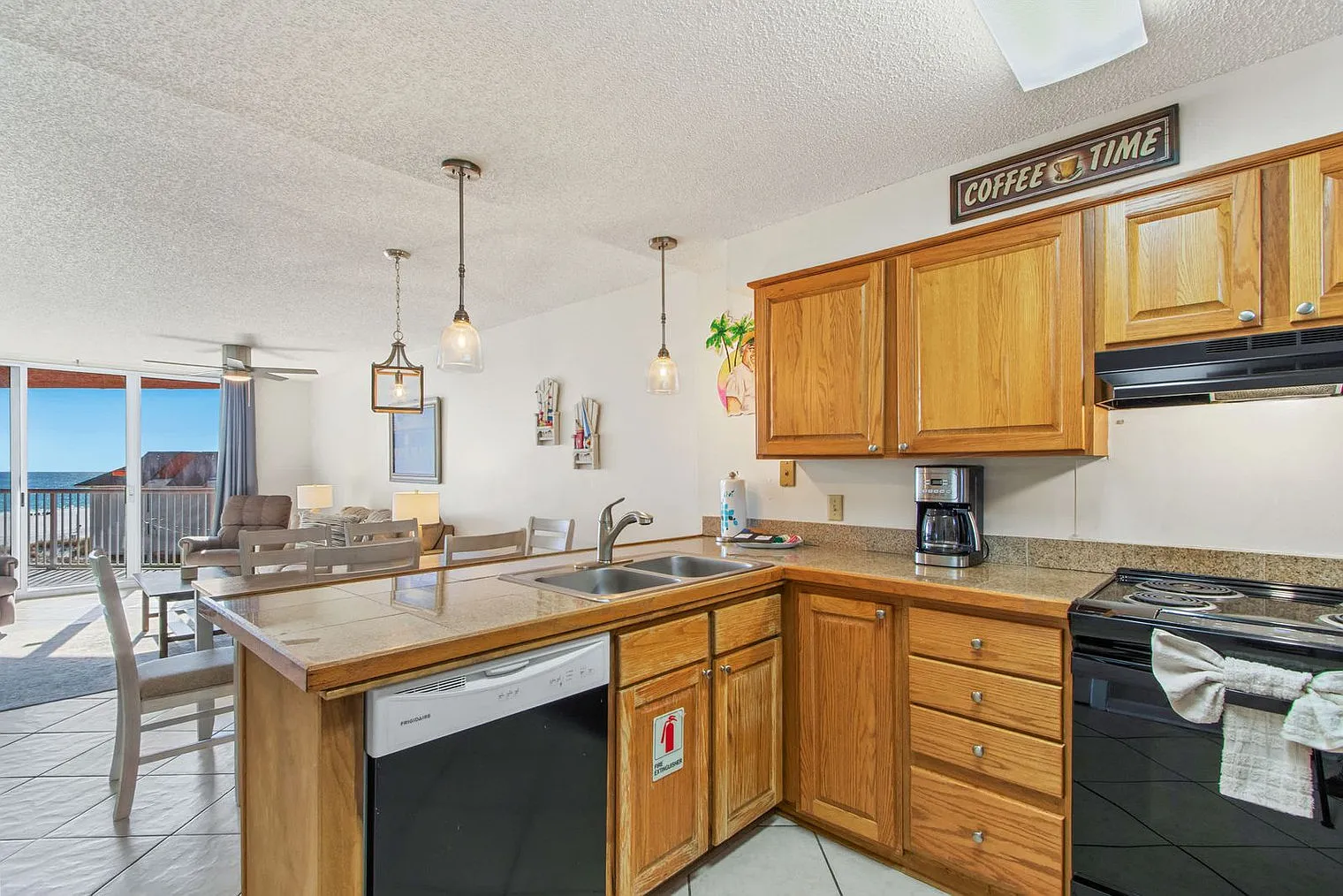 2 bed, 2.0 bath, $2,794 — Photo 3