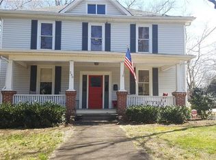 230 N Race St, Statesville, NC 28677