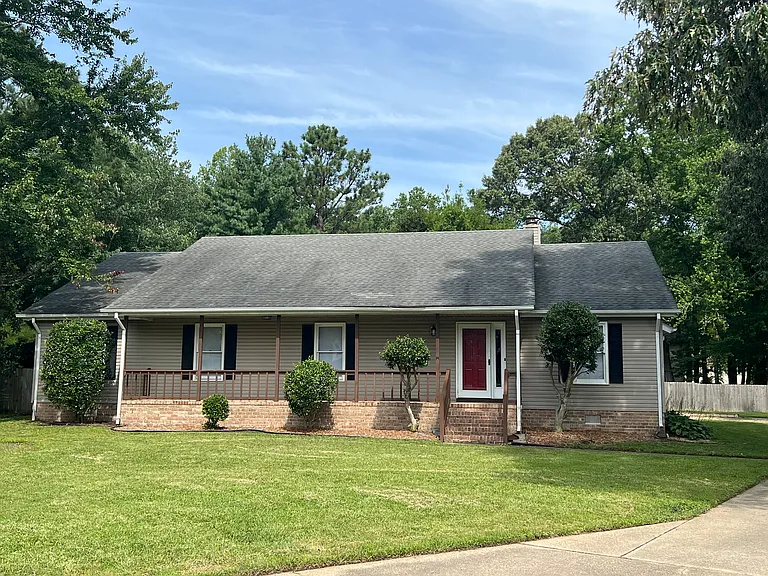 412 Shadowlake Dr — Photo 1