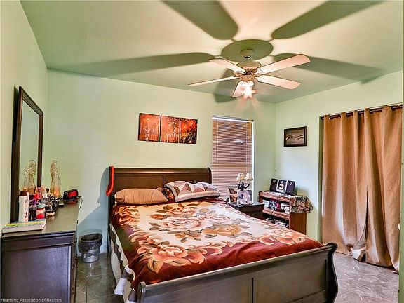 5th image of 2617 Dolphin Dr