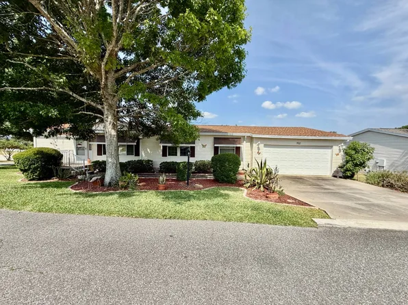 702 E Norman St, Lady Lake, FL 32159