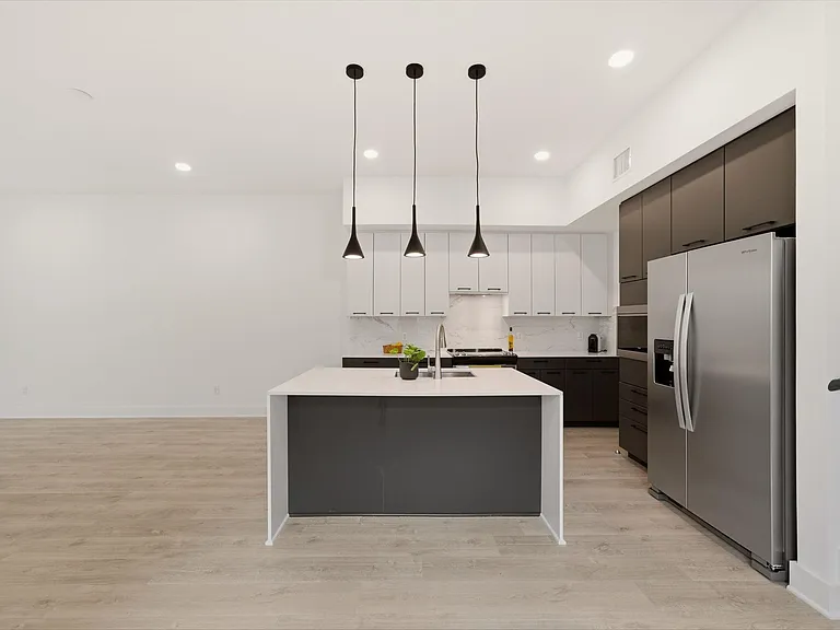 1512 Barbee St #B — Photo 3