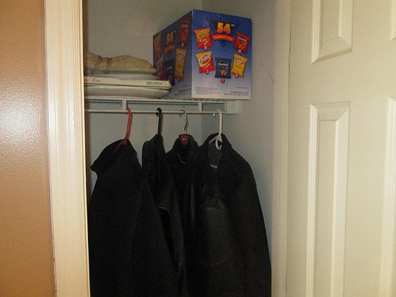 4th image of 10316 Loma Dr #7