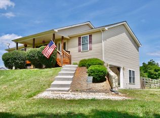 2444 Nemmo Rd, Vinton, VA 24179