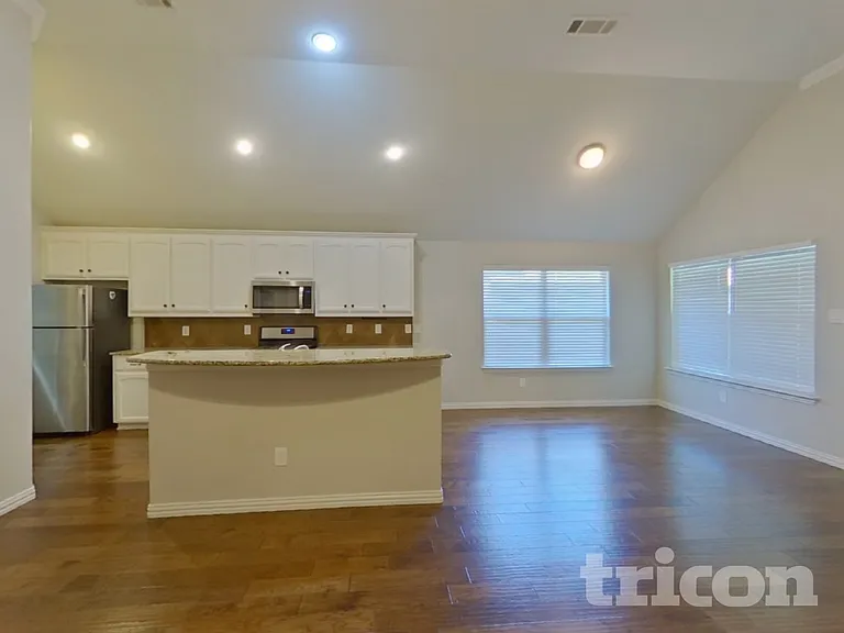7432 Durness Dr — Photo 4
