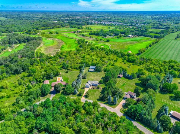 7895 Leeward Ave N, Stillwater, MN 55082