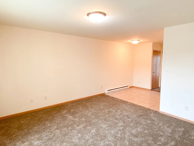 1100 Carrie Ln #5 — Photo 3