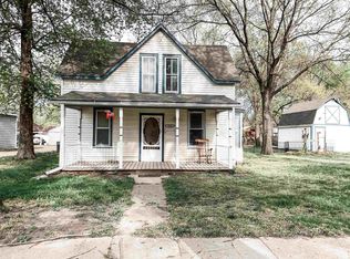 310 Jackson Ave, Sedgwick, KS 67135