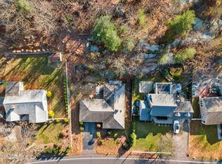 89 Laddins Rock Rd, Old Greenwich, CT 06870