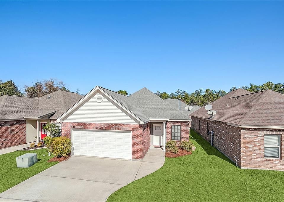 1st image of 150 Gallier Ct