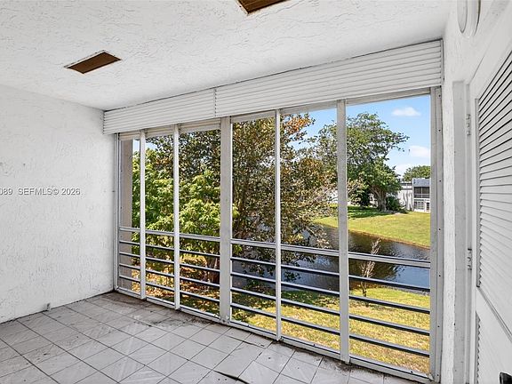 5th image of 2901 Fiore Way #2020