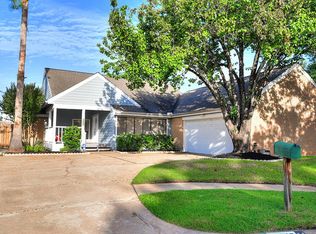 11642 Manor Park Dr, Houston, TX 77077