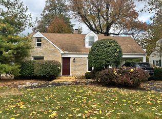 2220 Woodstock Rd, Columbus, OH 43221