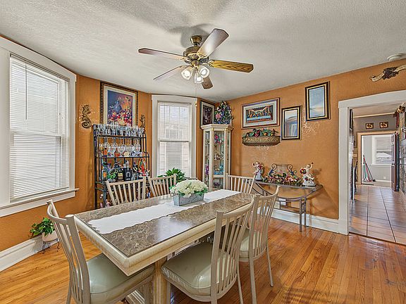 5th image of 10414 S Ewing Ave