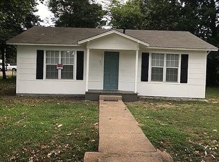 711 Corbin St, Ashdown, AR 71822