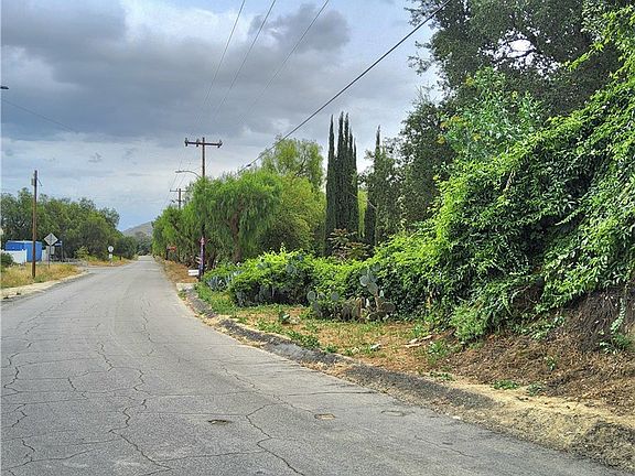 2nd image of LOT 39