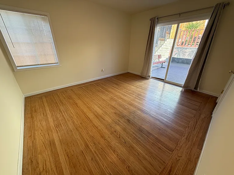 18592 Madison Ave — Photo 14