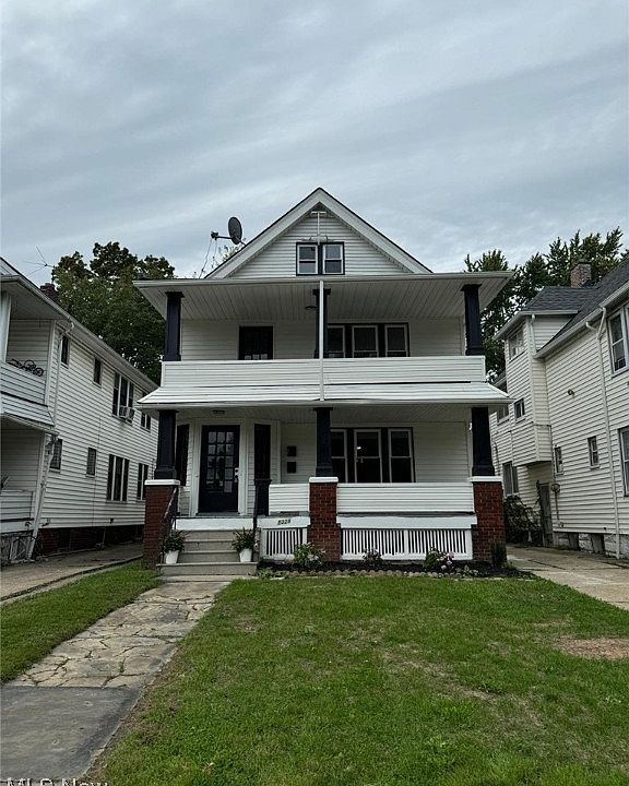 1st image of 1328 W 110th St