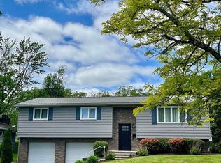 610 Oak Ln, Clarks Summit, PA 18411