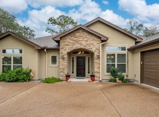 502 Lakewood St, Rockport, TX 78382